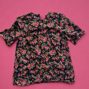 Dolce & Gabbana cotton top.